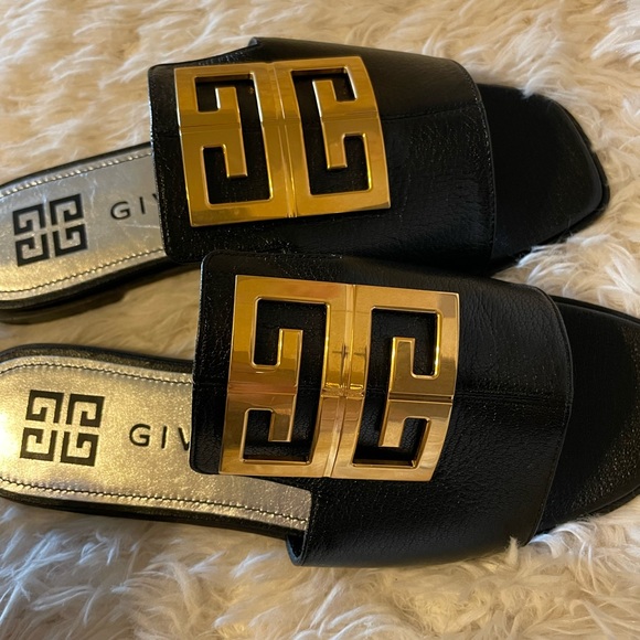 Givenchy Women's Black Logo Insert Leather Sandals - Picture 5 of 6